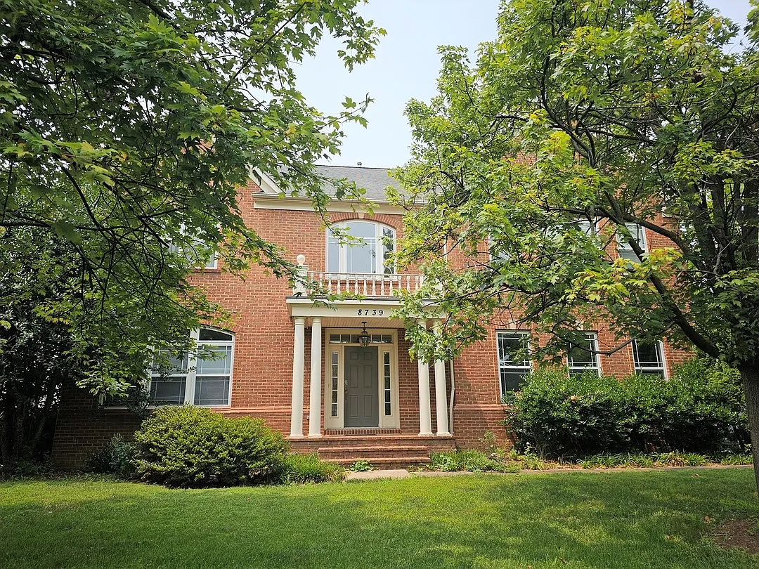 8739 Flowering Dogwood Ln photo 1