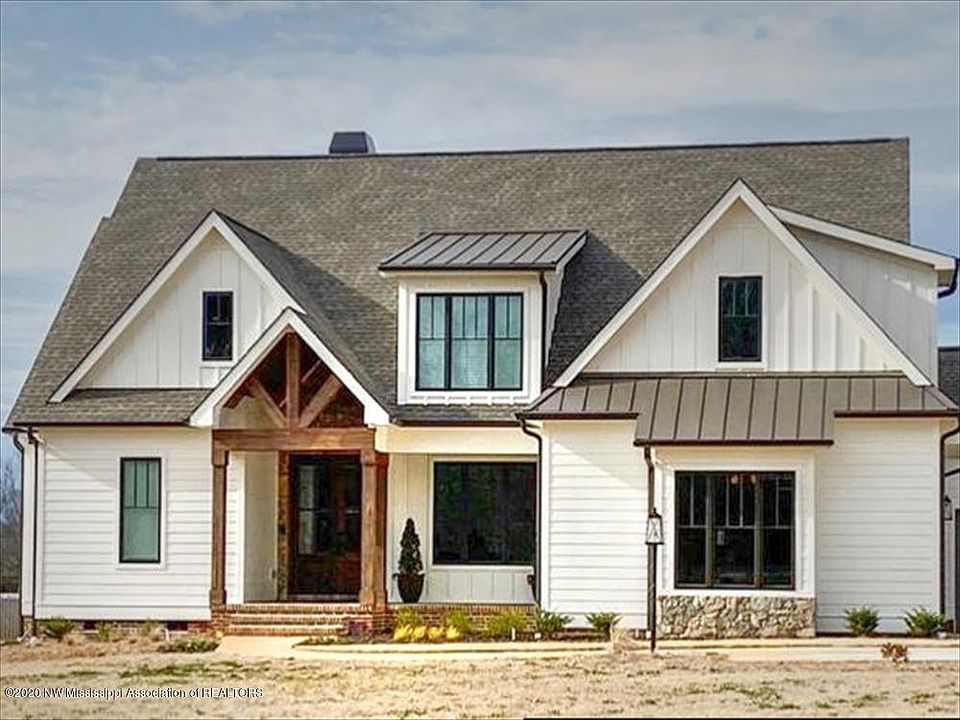 1st image of 3690 Fossil Hill Dr N