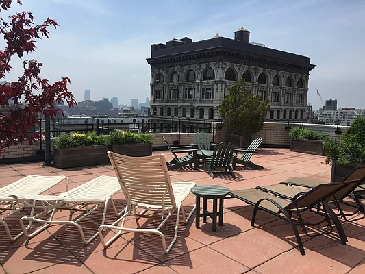 Sold by Citi Habitats | media 18
