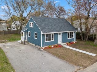 22 Sachem Rd, Riverside, RI 02915