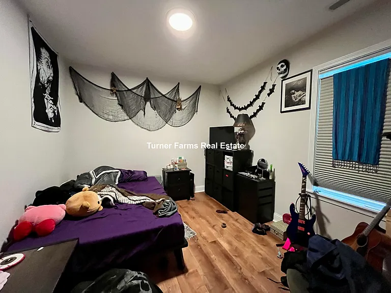 995 Dorchester Ave #2 — Photo 3