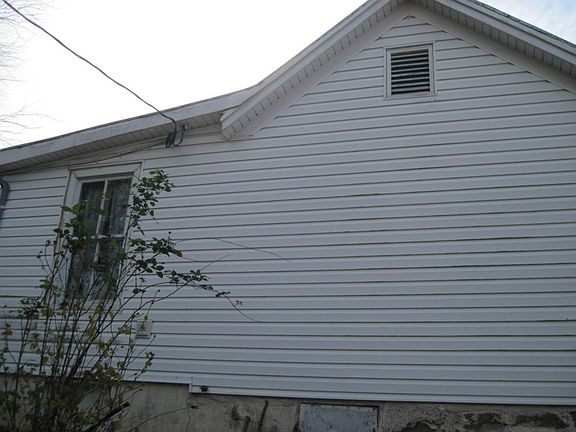 3rd image of 848 Washington Ave