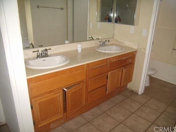 2nd image of 25077 Avocet Cir