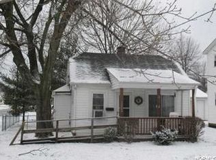 1282 Lander Rd, Mayfield Heights, OH 44124