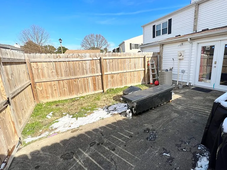 733 Tilden Pl — Photo 22