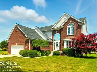 29183 Dereck Dr, Chesterfield, MI 48051