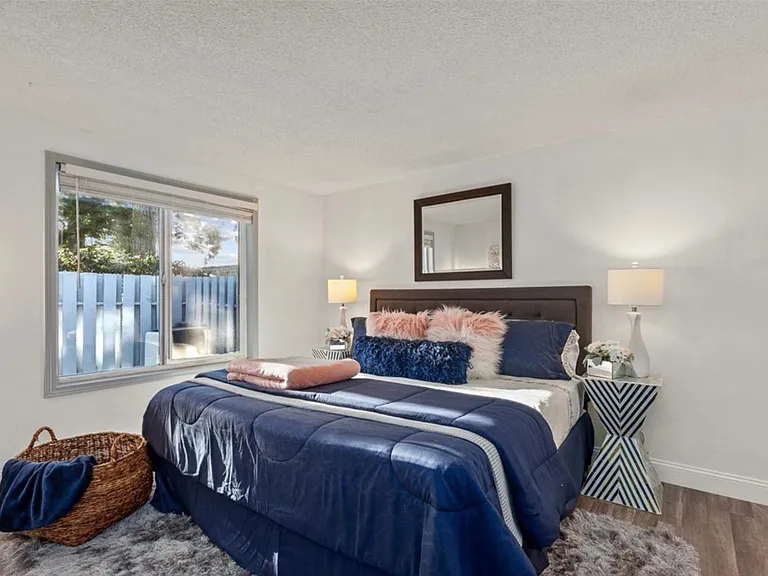 4308 NE Sunset Blvd #D-4 — Photo 11