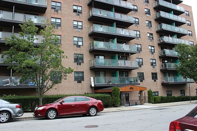 1st image of 145 Valentine Ln