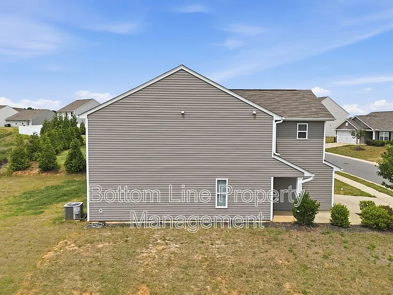 295 Windbreak Ln — Photo 7