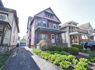 37 Roanoke Pkwy, Buffalo, NY 14210