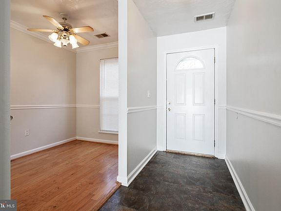 5th image of 7308 Cipriano Springs Dr