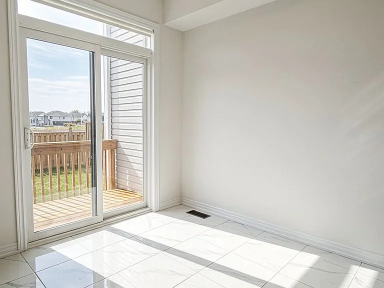 17 Rochester Dr — Photo 11