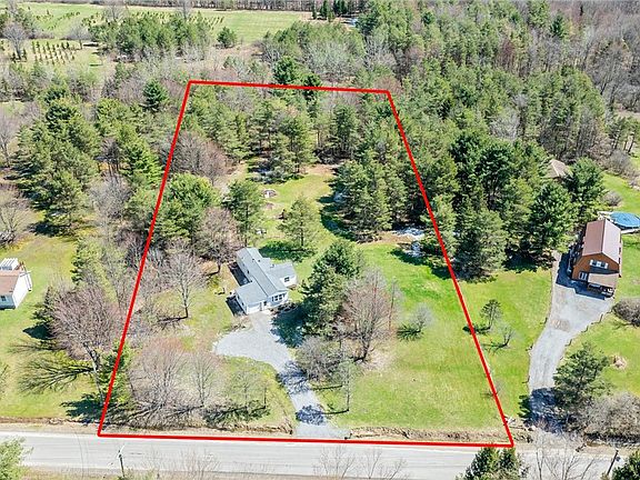 2nd image of 809 Schad Rd