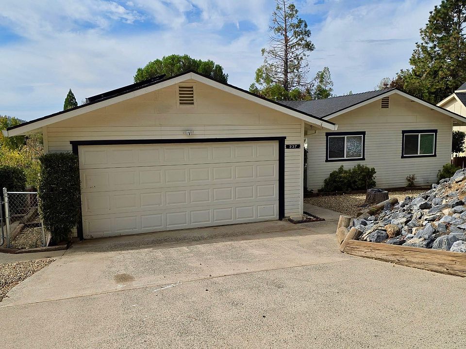 1st image of 237 Wyldewood Dr
