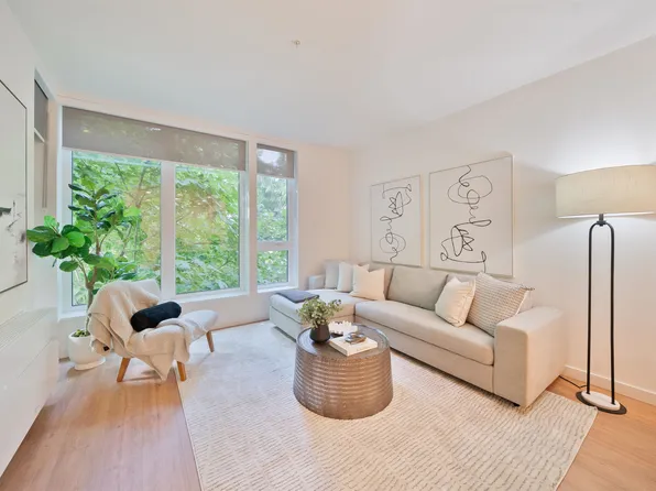 1500 Scott Cres #418, Squamish, BC V8B 1G4