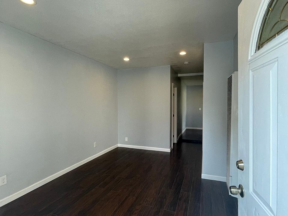 1st image of 4135 Deland Ave #1