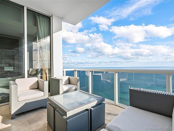 5th image of 18101 Collins Ave #Penthouse 302-3