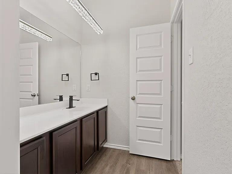 10422 Green Lake Dr — Photo 11