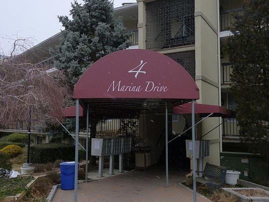 1st image of 4 Marina Dr APT D1