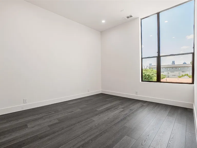 4322 Roseland Ave #3 — Photo 31