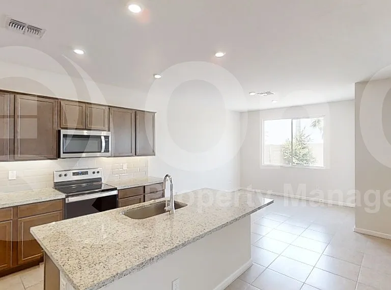2050 E Piedmont Pl — Photo 7