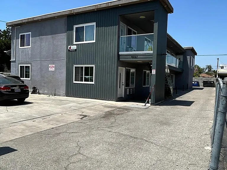 6821 Ben Ave #7A — Photo 13