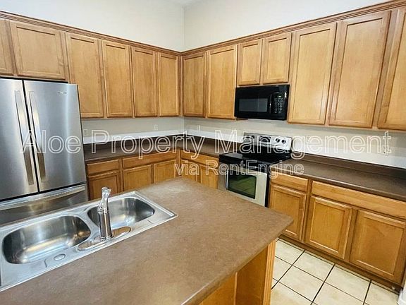 4th image of 22148 N Greenland Park Dr