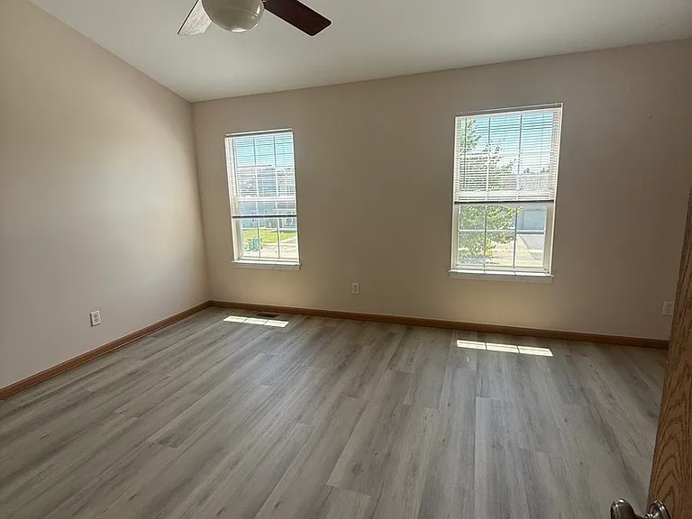 757 Bayles Dr — Photo 15