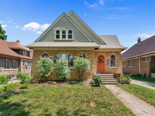 2358 North 73rd STREET, Wauwatosa, WI 53213