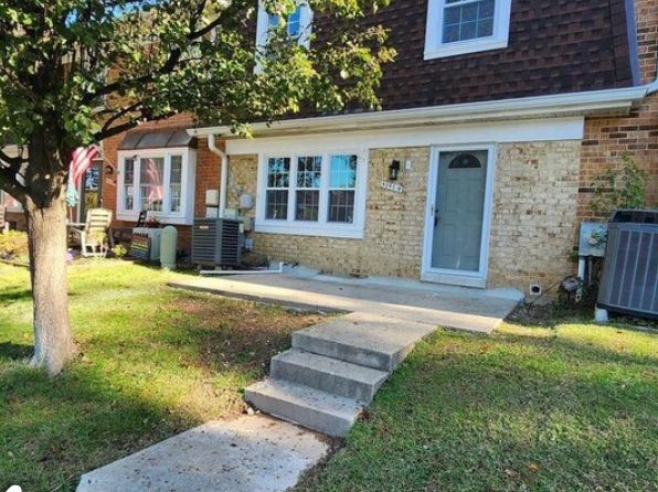 9090 Moonshine Holw Unit M