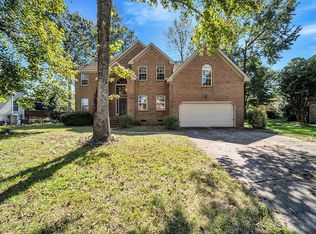 1009 Eddington Ct, Chesapeake, VA 23322