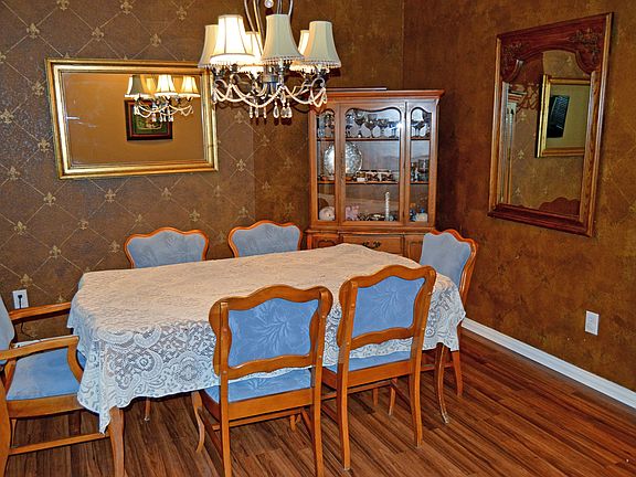 5th image of 508 Goldstone Ln