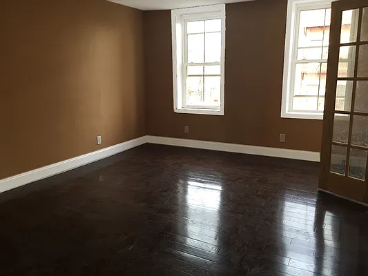 Rented by MNS | media 9