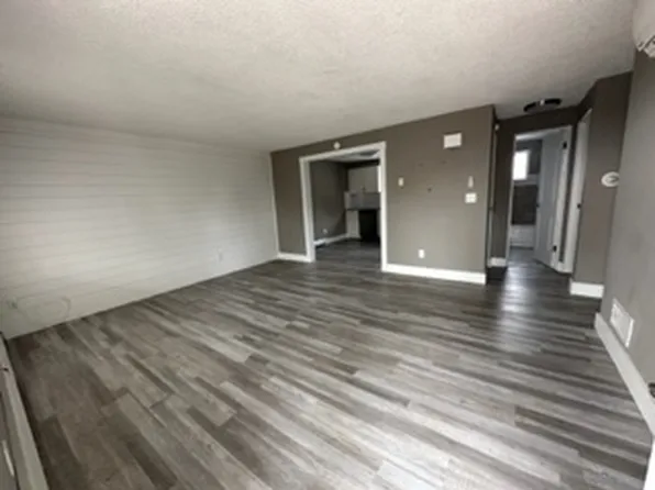 234 North Lorimier Street (Lorimier Lookouts)