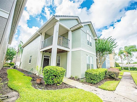 3rd image of 4003 Majesty Palm Ct