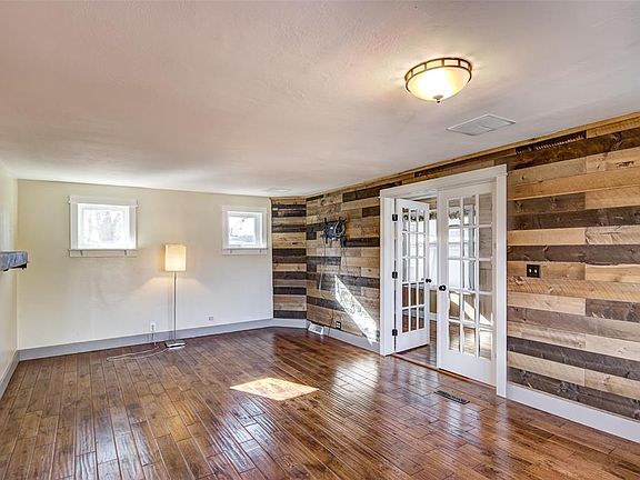 4th image of 683 West Riverside Avenue