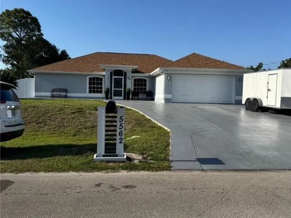 5562 Burr St, Lehigh Acres, FL 33971
