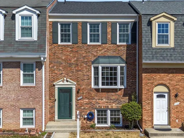 3050 Seminole Rd, Woodbridge, VA 22192