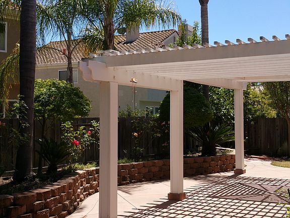 4th image of 220 La Via Azul Ct