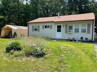 2 S Glen Dr, Smithfield, RI 02828