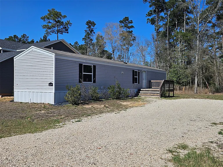 16299 Crockett Martin Estates Dr — Photo 32