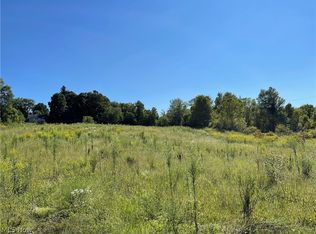 Beach Rd, Wadsworth, OH 44281