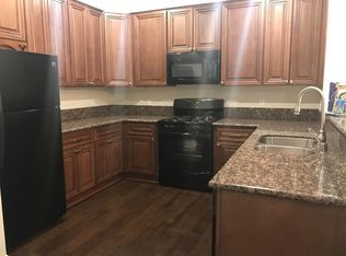 604 S Riverside Ave APT 304, Rialto, CA 92376