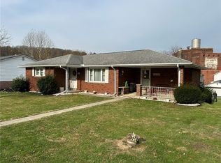 356 3rd St, Smithton, PA 15479