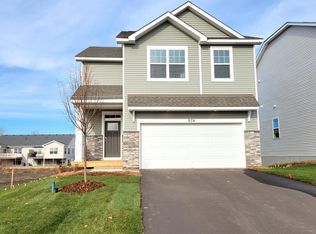 904 Stone Creek Dr, Jordan, MN 55352