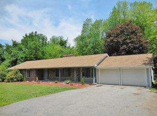 438 Rogers Ave, West Springfield, MA 01089