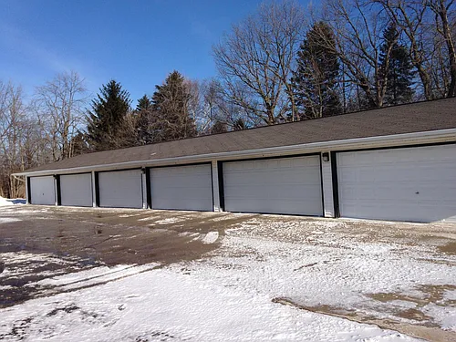 180 N Freeman Dr #3 Photo 1