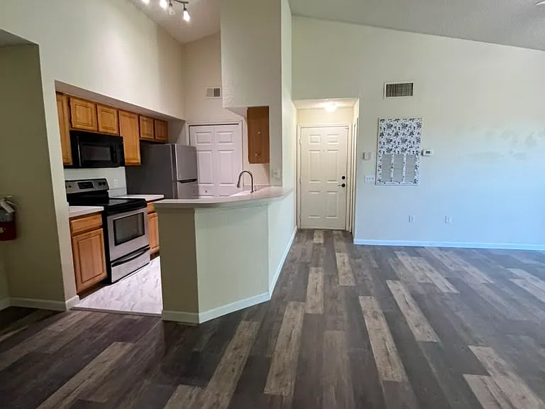 13025 Mulberry Park Dr #332 — Photo 3