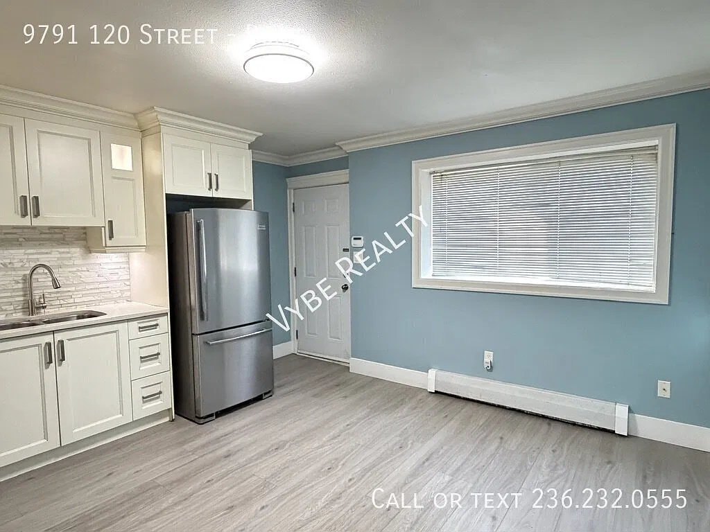 Basement Suite in Great Location! — Photo 2