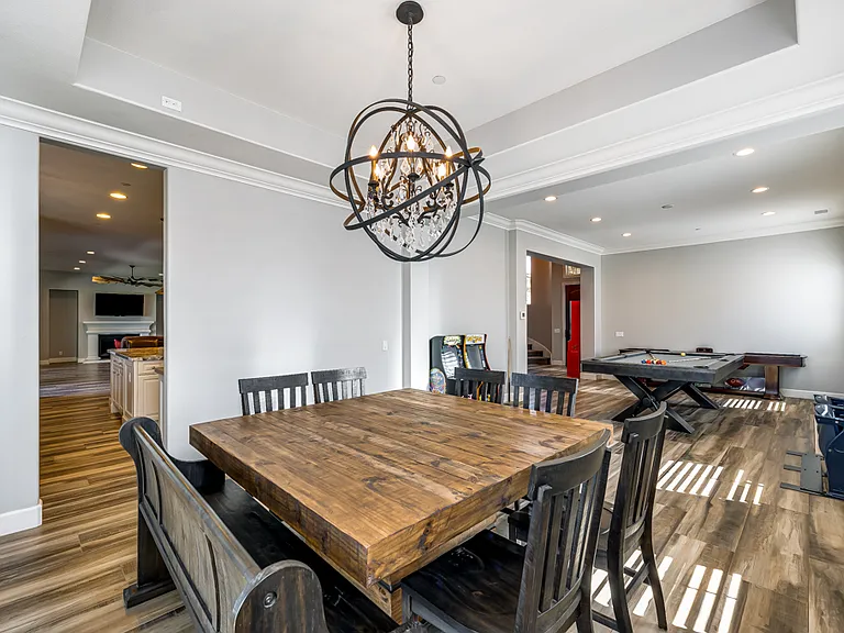7377 Woods Ct — Photo 8